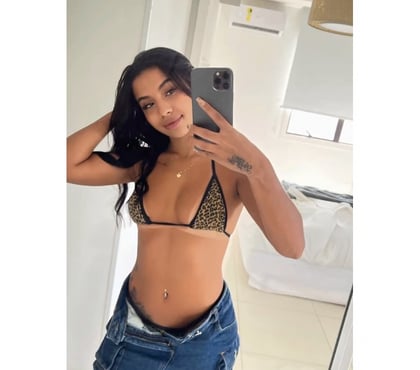 Escorts and Massages Whitechapel Station East London - Photos for Liara PERFECT BODY, CALM AND SEXY 😈✨