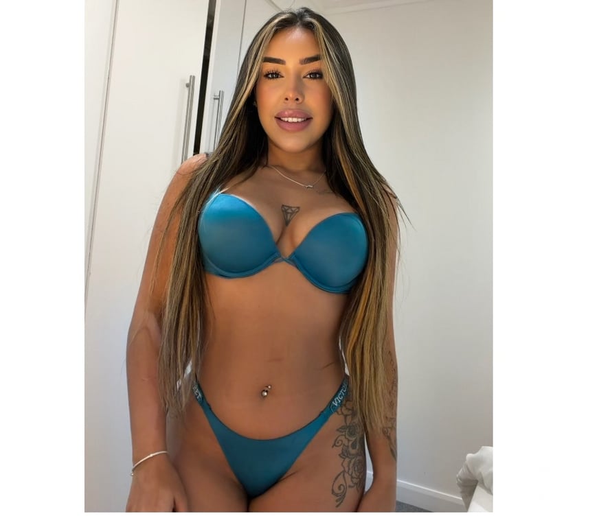 Escorts Greater Manchester Manchester - Photos for ESTER THE GIRL OF PARTY 🎉 REAL PIC VERIFICATION ✅