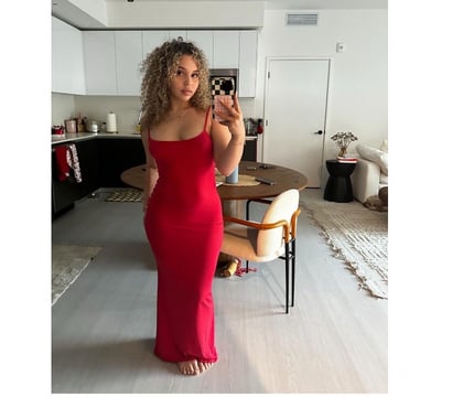 Escorts High Wycombe Buckinghamshire - Photos for Elegance, curves, and a company you’ll remember🤤🌸