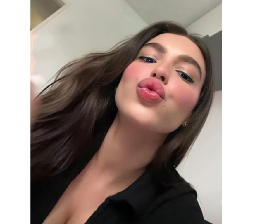 Escorts Ealing Southall - Ealing - Photos for Riara HIGH CLASS 💯% Party Girl REAL👅