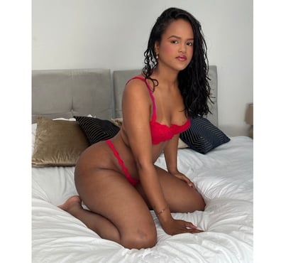 Escorts Bradford City Centre Bradford - Photos for JULIA BRAZILIAN GIRL 🇧🇷🍑🎉