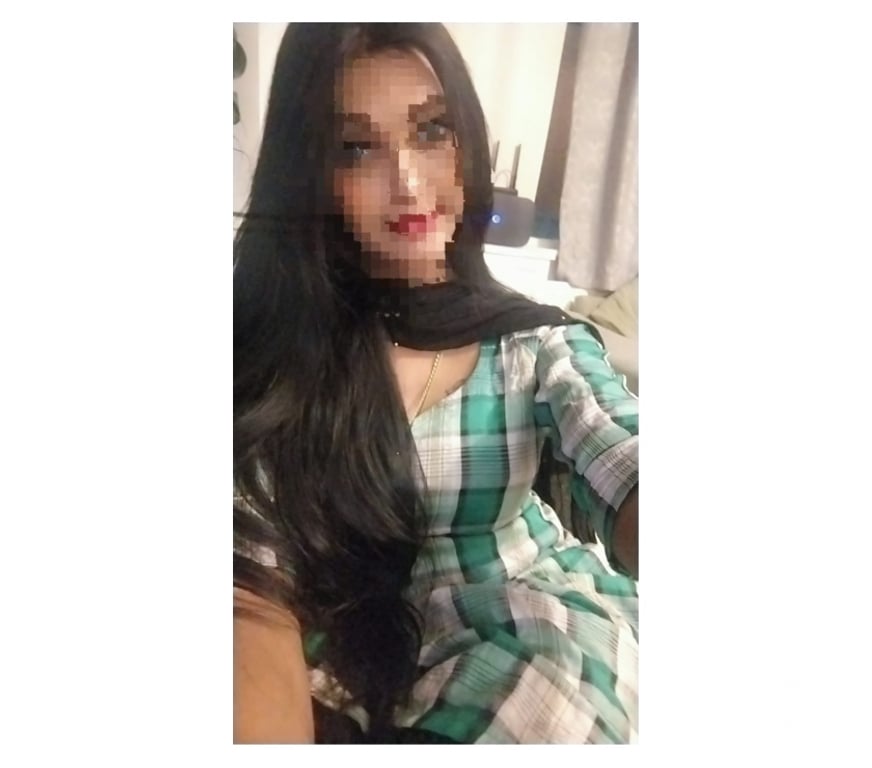 Escorts Greater Manchester Oldham - Photos for I AM VELLY, SOUTH INDIAN TAMIL GIRL