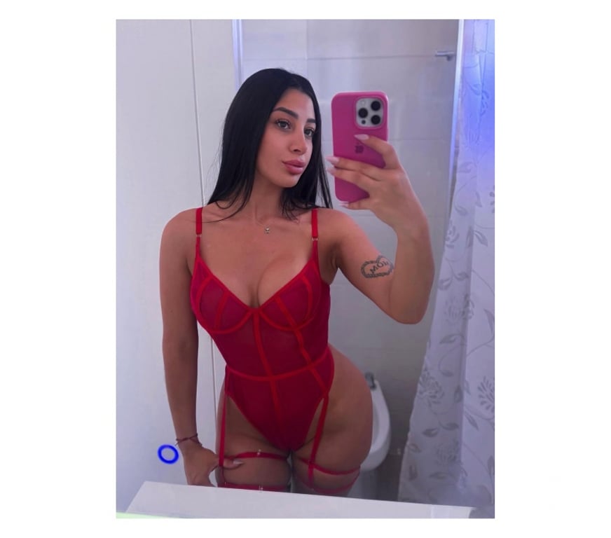 Escorts East London Walthamstow Central Station - East London - Photos for NEW LAURA SEXY HOT IN WALTHAMSTOW 🔥🥂