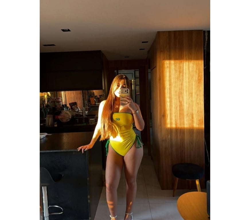 Escorts Wiltshire Swindon - Photos for An elegant Brazilian woman