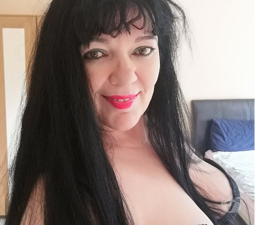 Escorts West London Hounslow - Photos for Mature,curvy💥Gfe💦Good service