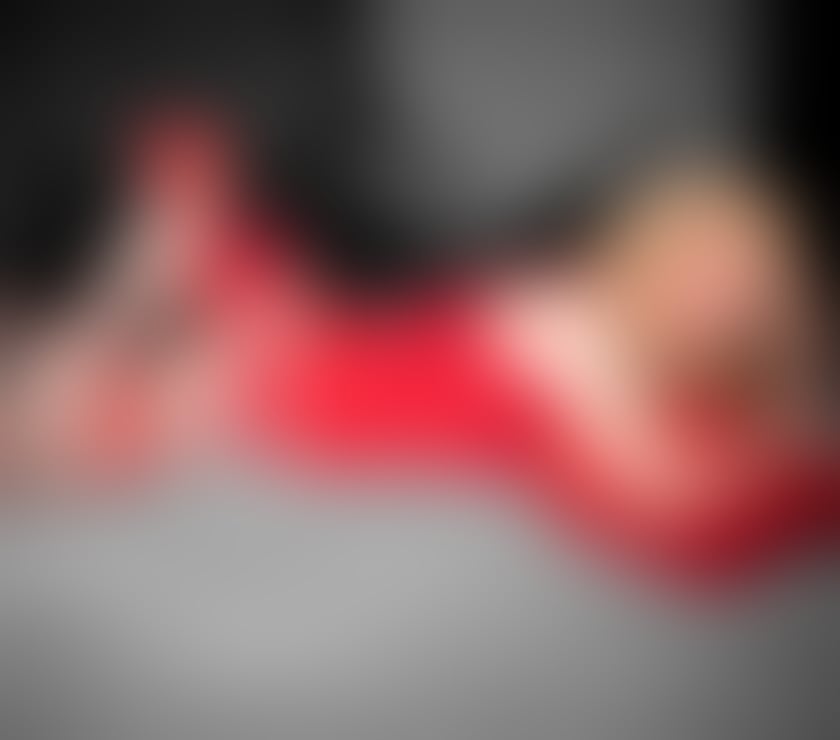 Trans Escorts Surrey Woking - Photos for Mistress seeks men