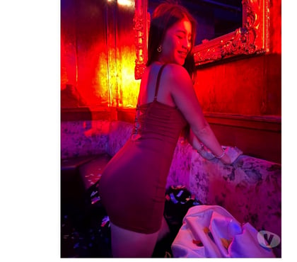 Photos for Hello gentlemen sexy girl waiting you here👅💋👄