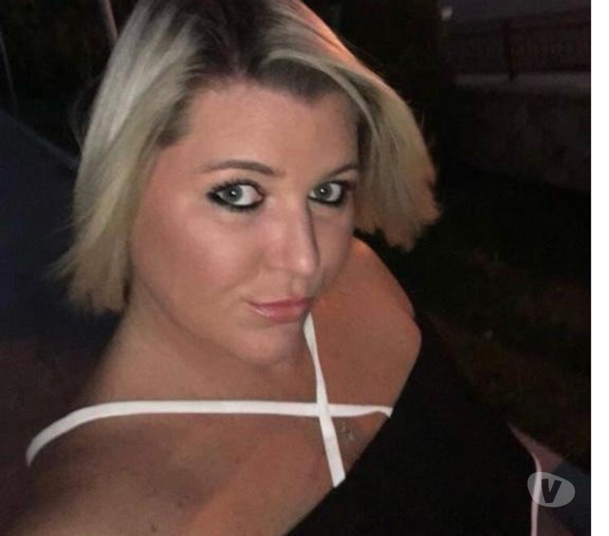 Adult Entertainment Essex Thurrock - Essex - Photos for Lonely housewife offering services to please us both