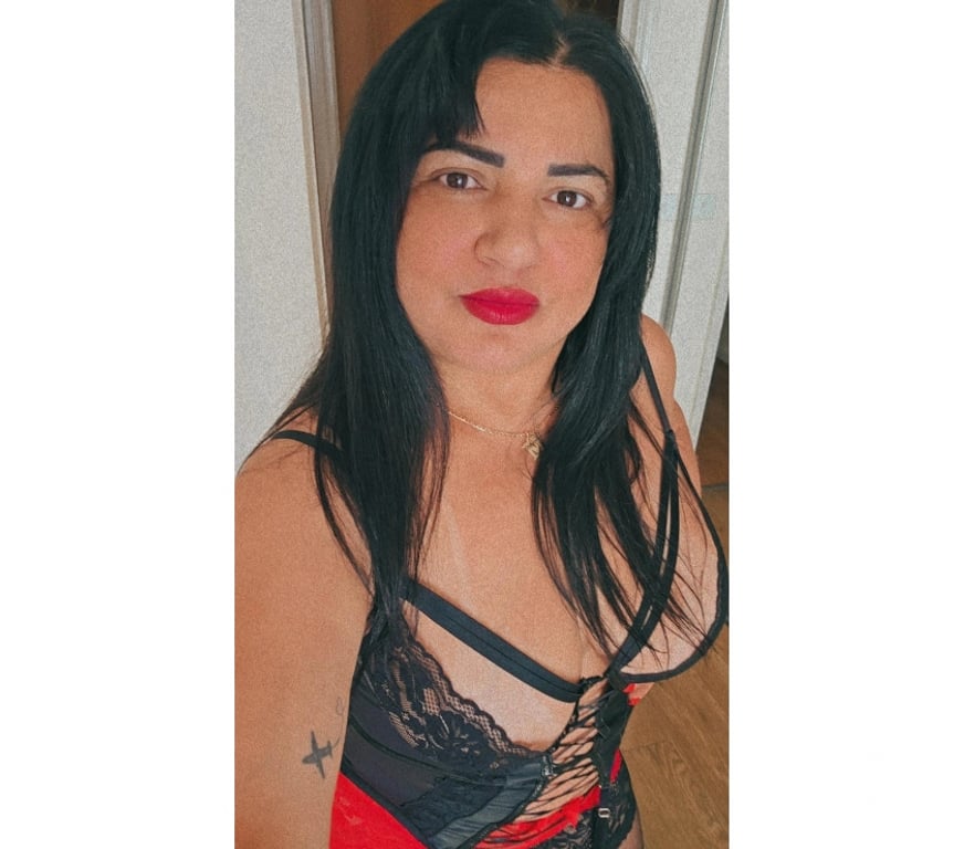 Escorts Hampshire Rushmoor - Photos for Julie GFE brazilian 🇧🇷🇧🇷