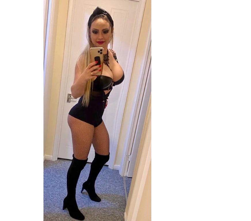 Escorts West Northamptonshire Northampton - West Northamptonshire - Photos for 💯 LIZA 🇧🇷🇧🇷 🎉 GIRL PARTY 🎉