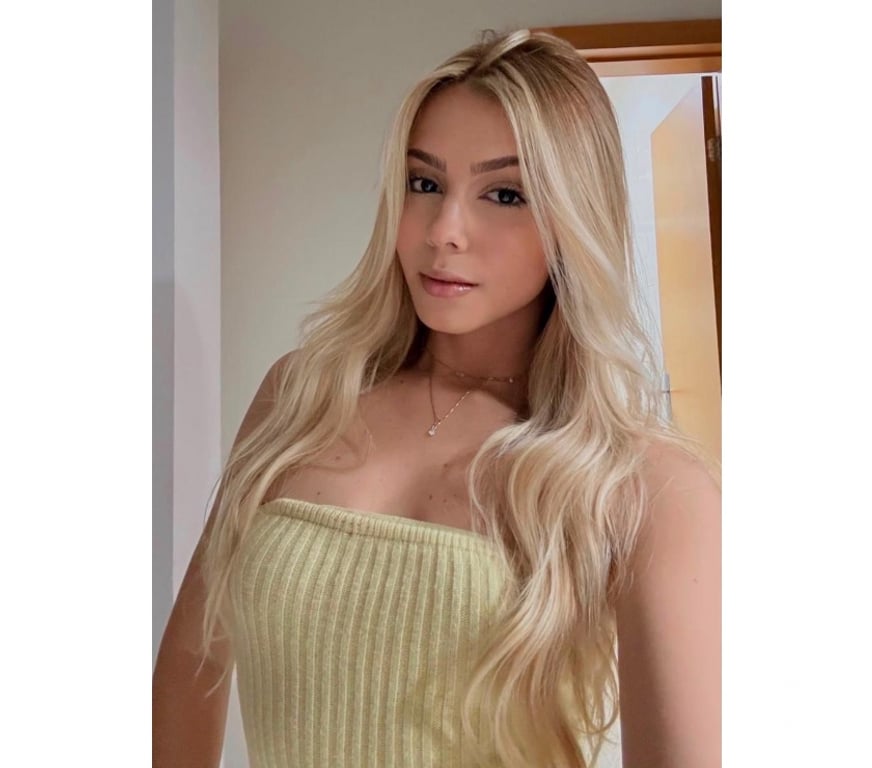 Escorts West Northamptonshire Northampton - West Northamptonshire - Photos for Laís Blonde Girl 🇧🇷 party 🥳 Natural Body💋