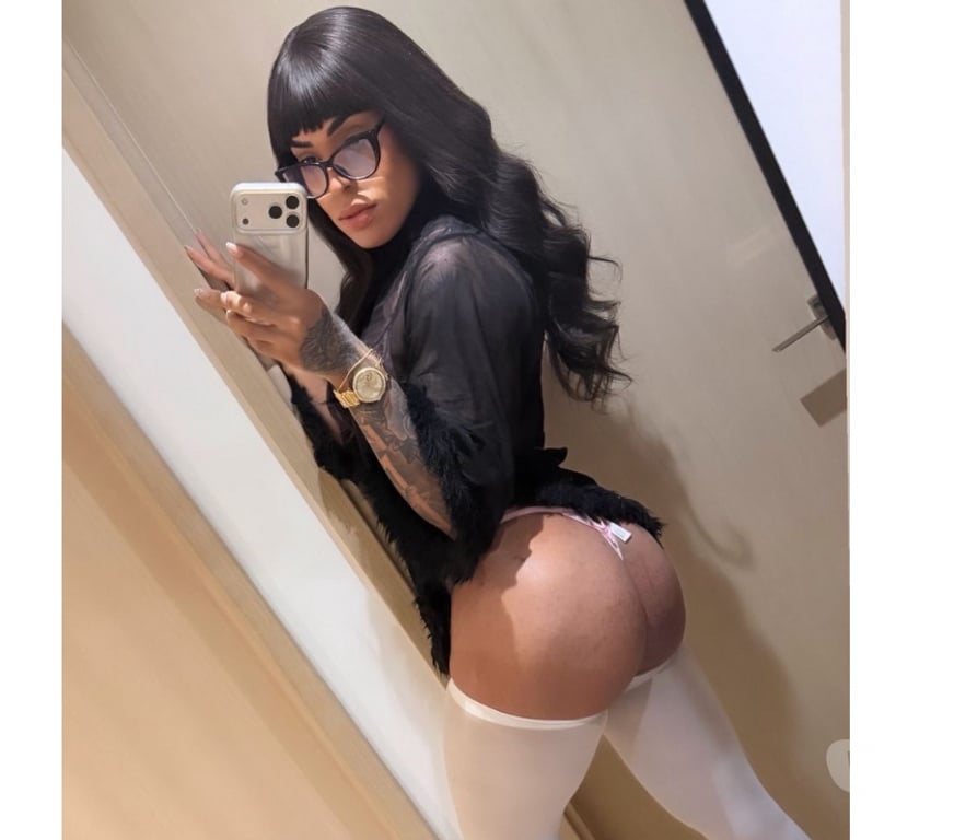 Trans Escorts Buckinghamshire Milton Keynes - Photos for BRENDA HOT🔥TS XXL🔞🍑FULL SERVICE👌P@RTTY 🥳