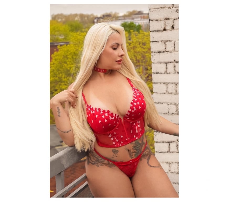 Escorts North West London Camden - Photos for Gaby 🍑🔥 BIG BRAZILIAN 🇧🇷
