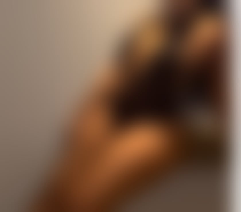  Escorts & Erotic Massage Beckenham Bromley - Photos for Ebony English Mature GFE Deliciously Curvy💯