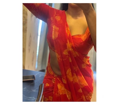 Private Escorts East Croydon (Tramlink) Station South East London - Photos for Malar Asian Indian tamil new to town