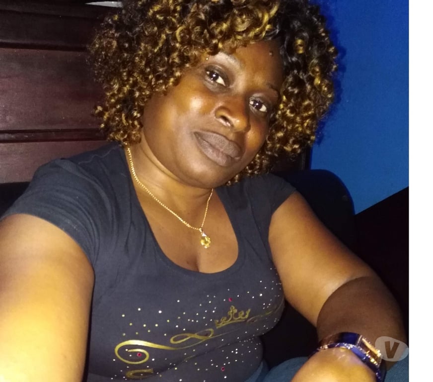 Escorts South East London Addington Village Station - South East London - Photos for Elena for a full-body massage and Croydon 4LH