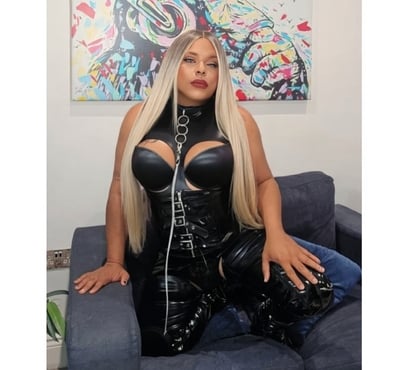 Transsexual Strood Medway - Kent - Photos for TRANS PAOLLA🦋 ‼️ 👄THE BEST MISTRESS‼️PARTY