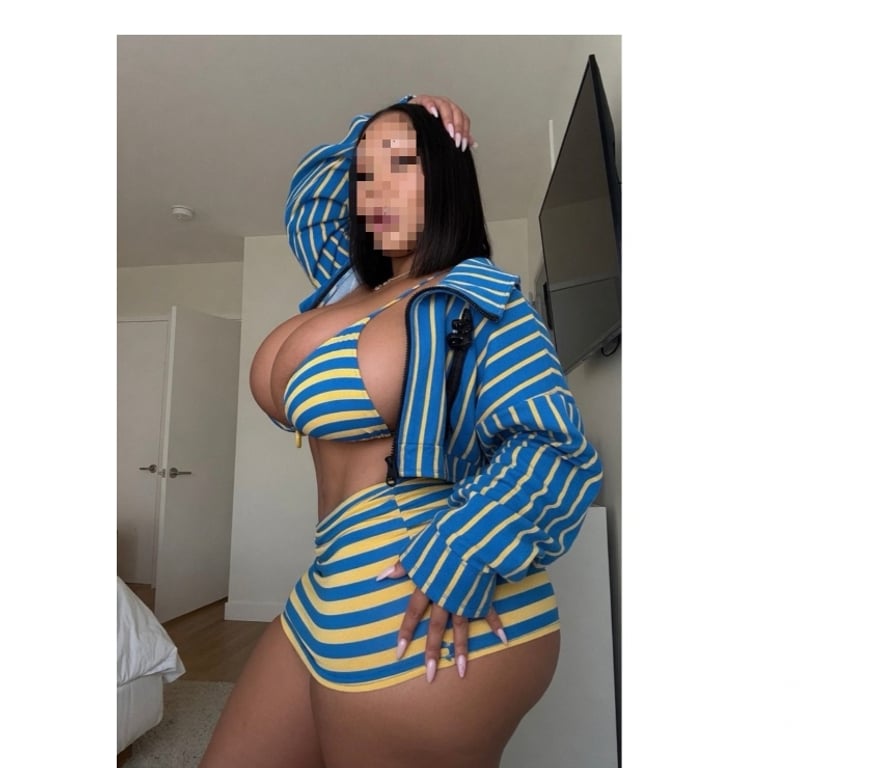 Escorts East London East Ham Station - East London - Photos for 🔥NEW GIRL BIG BUMM IN TOWN🥵