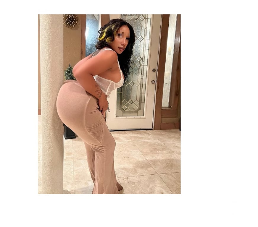 Escorts East London Barking Station - East London - Photos for 🔥 Flirty, sexy, and full of temptation 😘