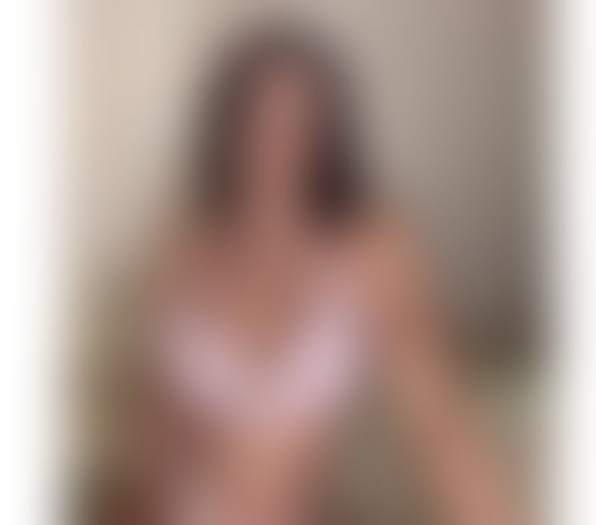 Trans Escorts Essex Harlow - Photos for Newly arrived Patricia hot TS XXL