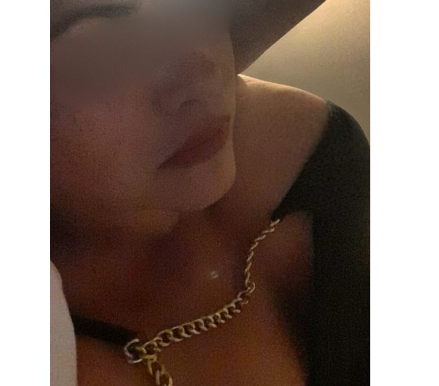 Escorts South East London Bromley - Photos for Mikaela hot 🔥, massage