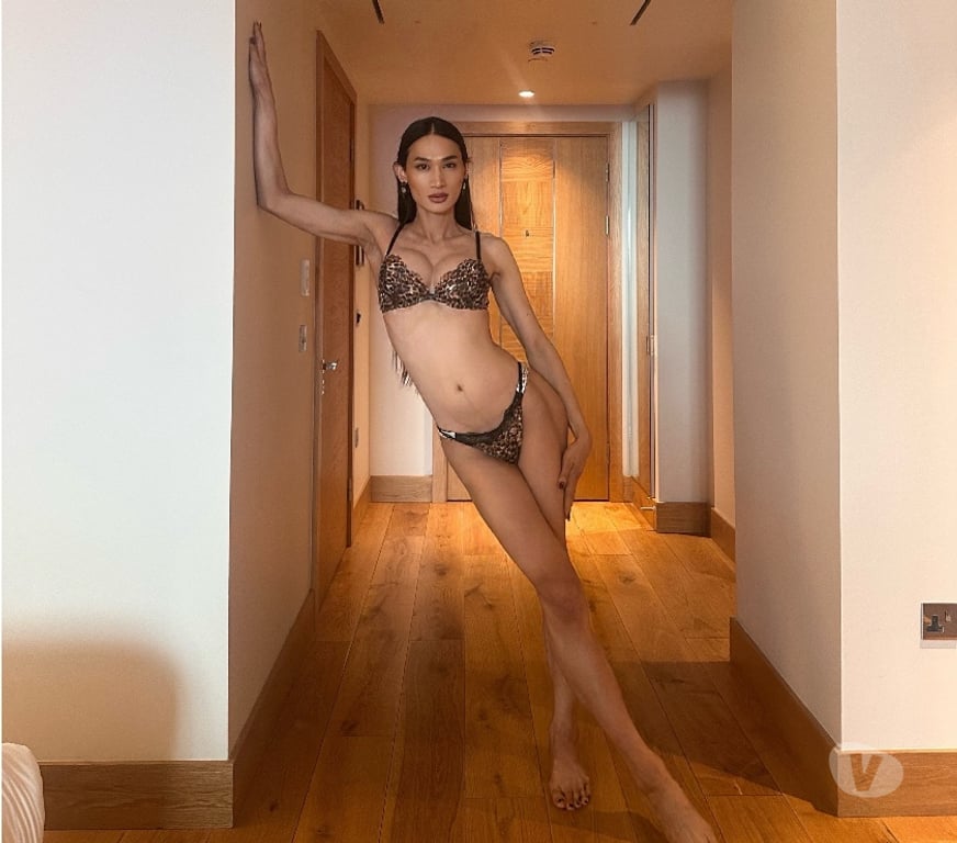 Escorts Lancashire Blackpool - Photos for Thai TS, with something below 🍆