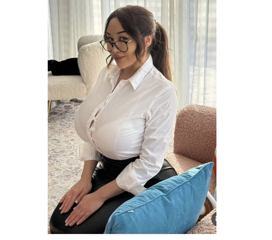 Escorts Leicestershire Leicester - Photos for HI IM LUNA NEW IN TOWN, SEXY COLOMBIAN CALL ME 07353177375