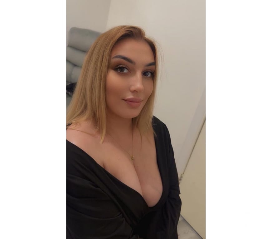 Escorts Glasgow Stepps - Glasgow - Photos for SARA😜PARTY GIRL😜BIG ASS😜GFE😜OWO😜NO RUSH😜