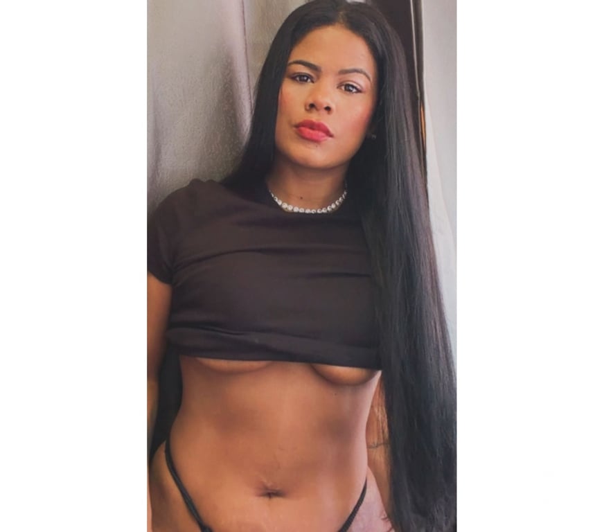 Escorts Essex Colchester - Photos for Brazilian Girl 🇧🇷 Big Ass 🔥 Party Girl🥂🥳