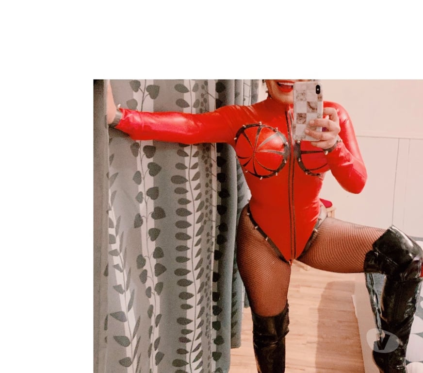Escorts Highland Inverness - Highland - Photos for MATURELADY 43yrs LATEXLOVER