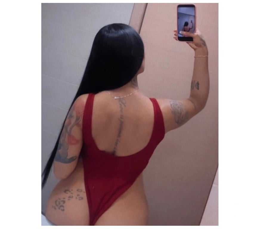 Escorts Hertfordshire Watford - Photos for STUNNING, FRIENDLY AND ATTRACTIVE & SEXY 💋