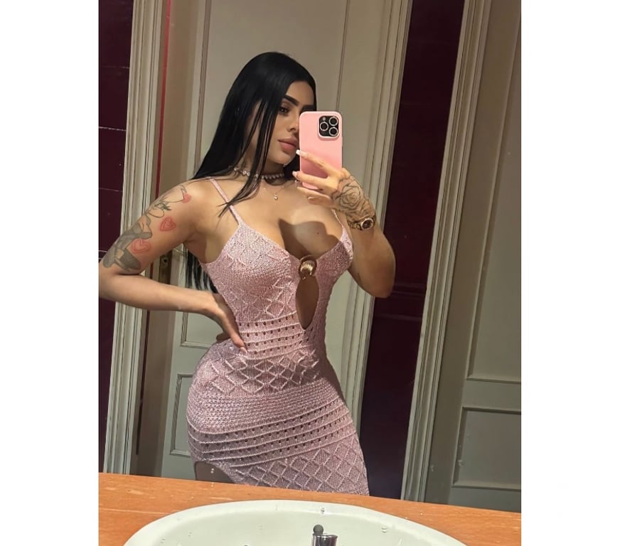 Escorts Hertfordshire Watford - Photos for STUNNING, FRIENDLY AND ATTRACTIVE & SEXY 💋