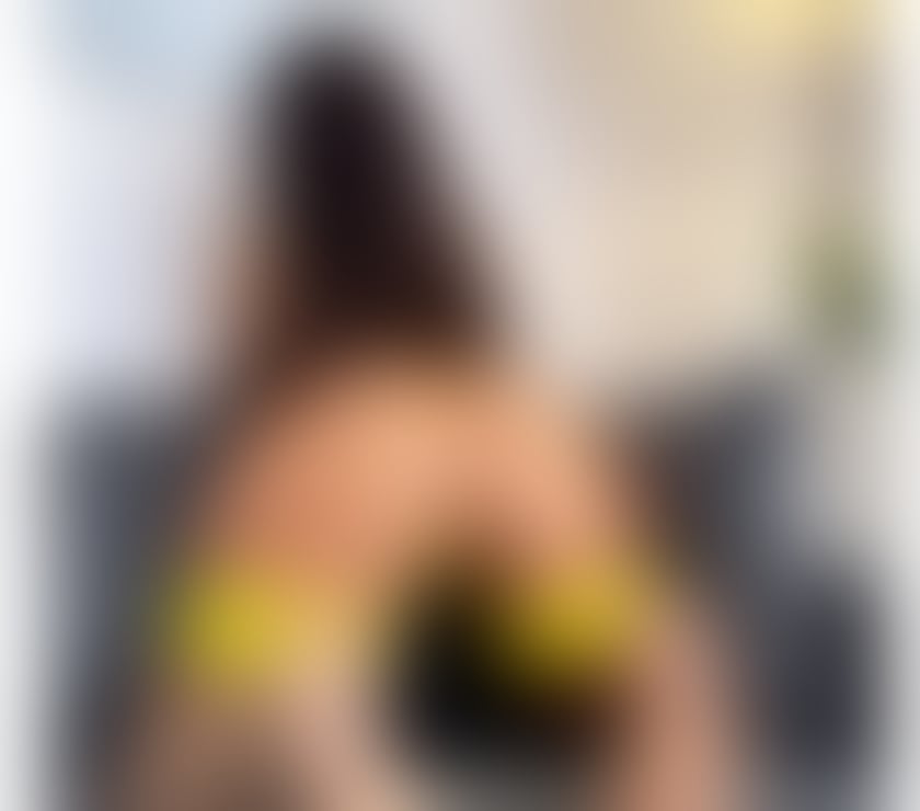 Escorts South East London Croydon - Photos for 🤍🐝 HONEY & SWEET 🍯💛 100% REAL - NATURAL 🔝
