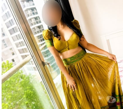 Escort Hounslow Heath Hounslow - Photos for New Indian Tamil Girl in Hounlow and Feltham 🇮🇳