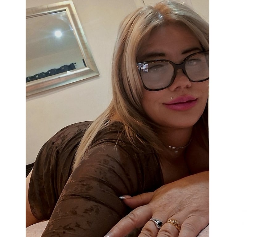 Escorts North London Edmonton - North London - Photos for Sexy Alexa party grils 💯 best bj no rush 😘 😘 😘