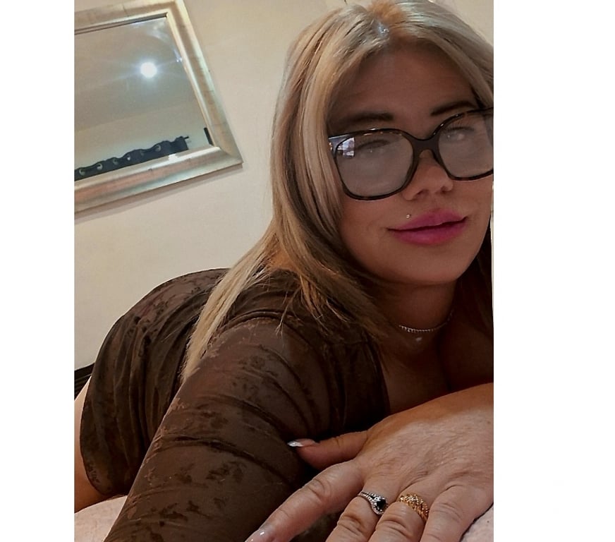 Escorts North London Wood Green - North London - Photos for Sexy Alexa party grils 💯 best bj no rush 😘 😘 😘