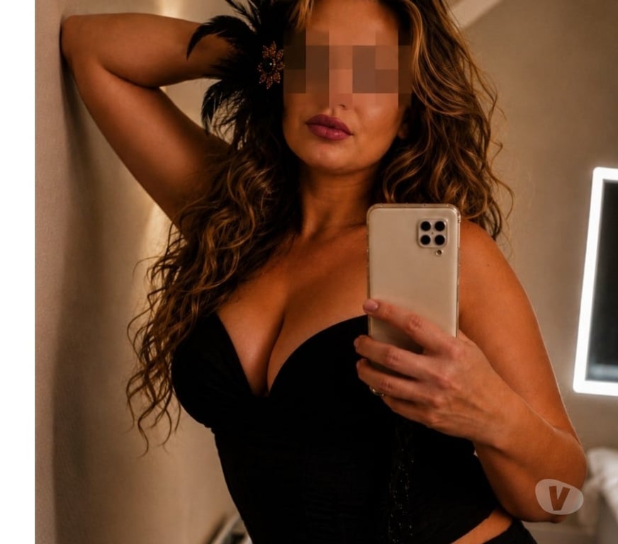 Escorts Derbyshire Derby - Photos for Derby Vernon Gate Busty Nicole Massage Experience