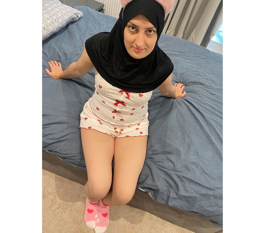 Escorts Ealing Southall - Ealing - Photos for £40🧕Muslim 🍑💦OWO CIF CIM