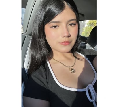 Photos for Fernanda - First time in leeds