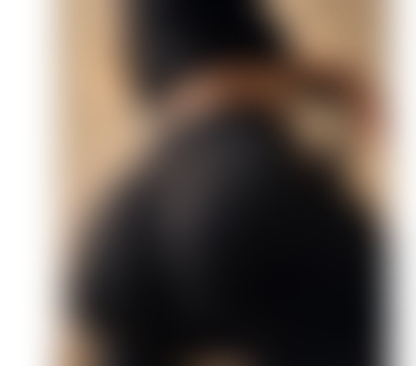 Escorts and Massages Bristol City Centre Bristol - Photos for Soft curves - big back Sophie 🍑sloppy owo is my signature