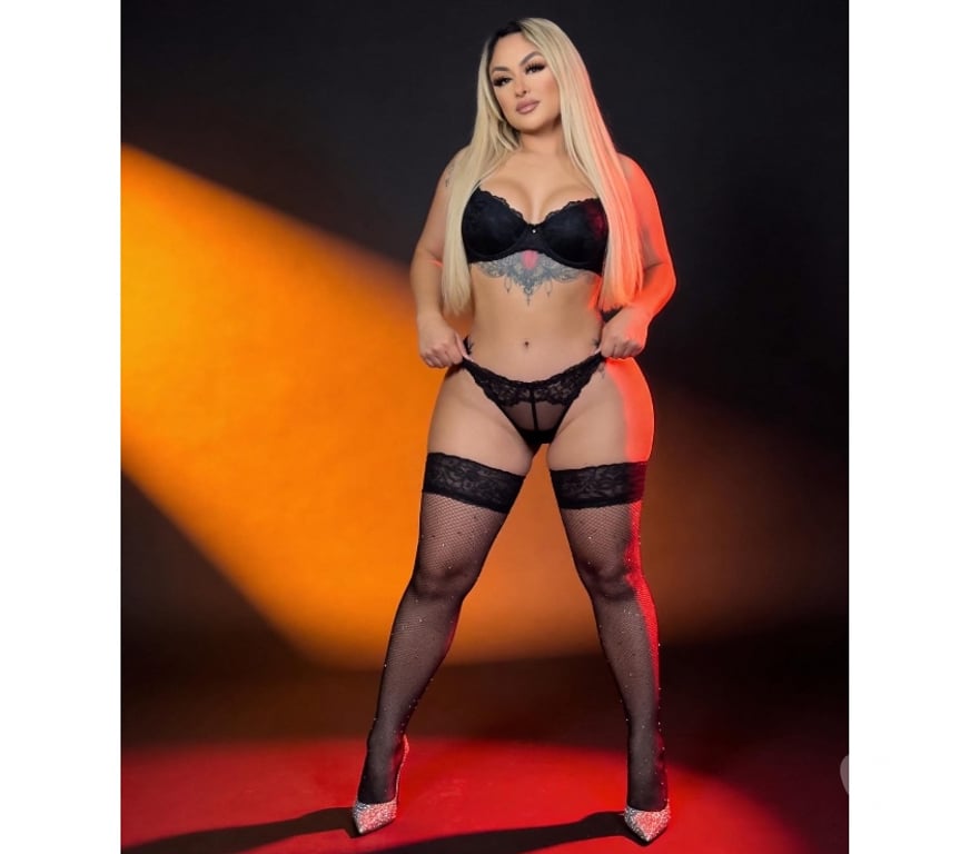 Escorts Somerset Yeovil - Somerset - Photos for 🤩 STUNNING BLOND LATINA AVAILABLE 🔥