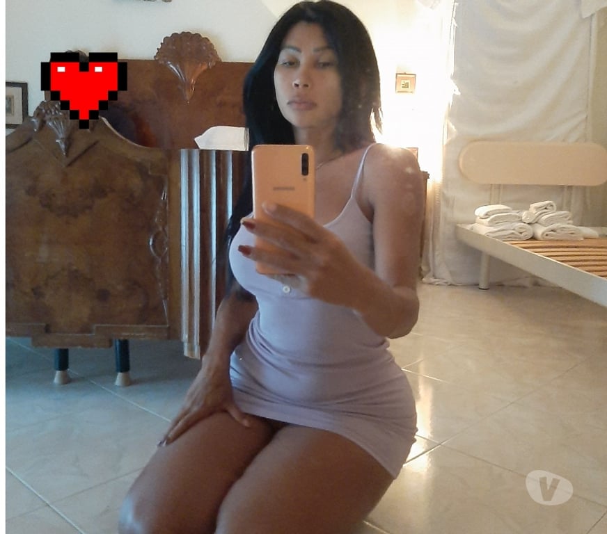 Adult Entertainment West Midlands Birmingham - Photos for Video call with Trans Fox