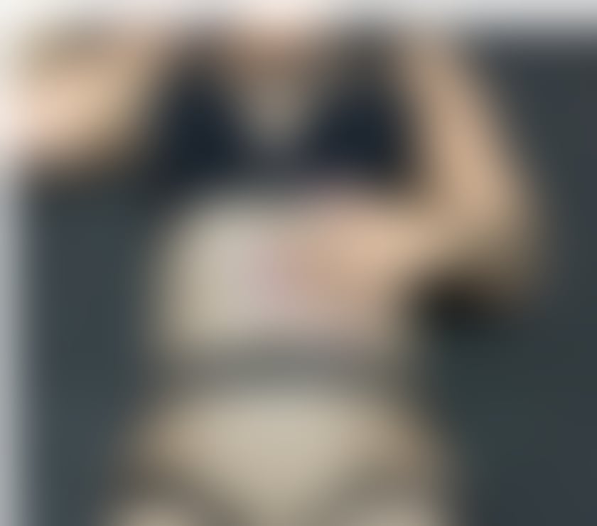 Escorts West Yorkshire Leeds - Photos for Extremely sexy hot girl for outcalls guys 😍😍