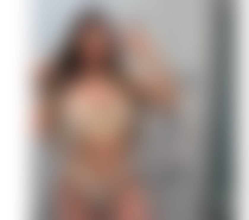 Escorts South West London Battersea - South West London - Photos for Laura -🇧🇷 Brazilian🇧🇷 Partyyy girl (extras)