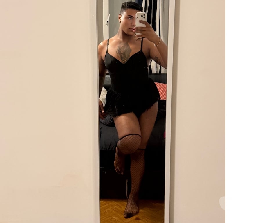 Trans Escorts East London Mile End Station - East London - Photos for Brazilian Domination Party