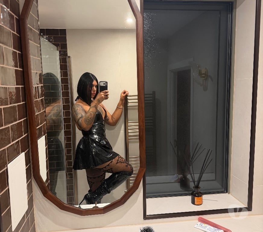 Trans Escorts East London Mile End Station - East London - Photos for Brazilian Femboy Party