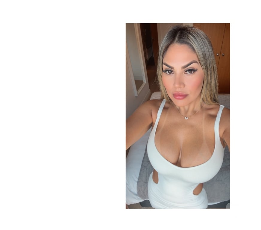 Escorts North London Enfield - Photos for Bella Sexy Brazilian Party girl 🔥🇧🇷🇧🇷