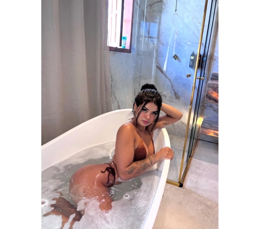 Escorts South East London Surrey Quays Station - South East London - Photos for SEDUCTIVE BRUNETTE, HOT AND FUN GIRL FOR YOU 🔥💋