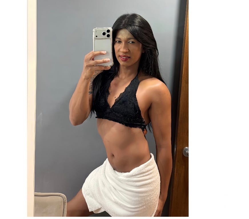 Trans Escorts Glasgow Glasgow City Centre - Glasgow - Photos for 🇧🇷Lais Brazilian Party Hot 🔥🇧🇷