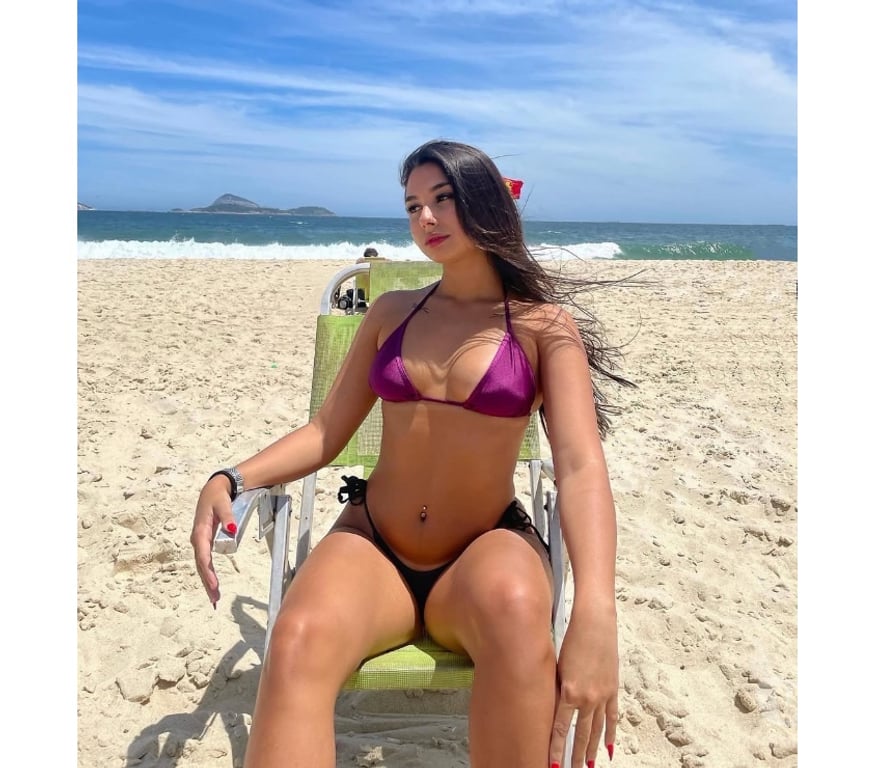 Escorts North West London Harrow on the Hill - North West London - Photos for 🇧🇷Suelen Brazilian girl 🔥on Party 🎉🍾